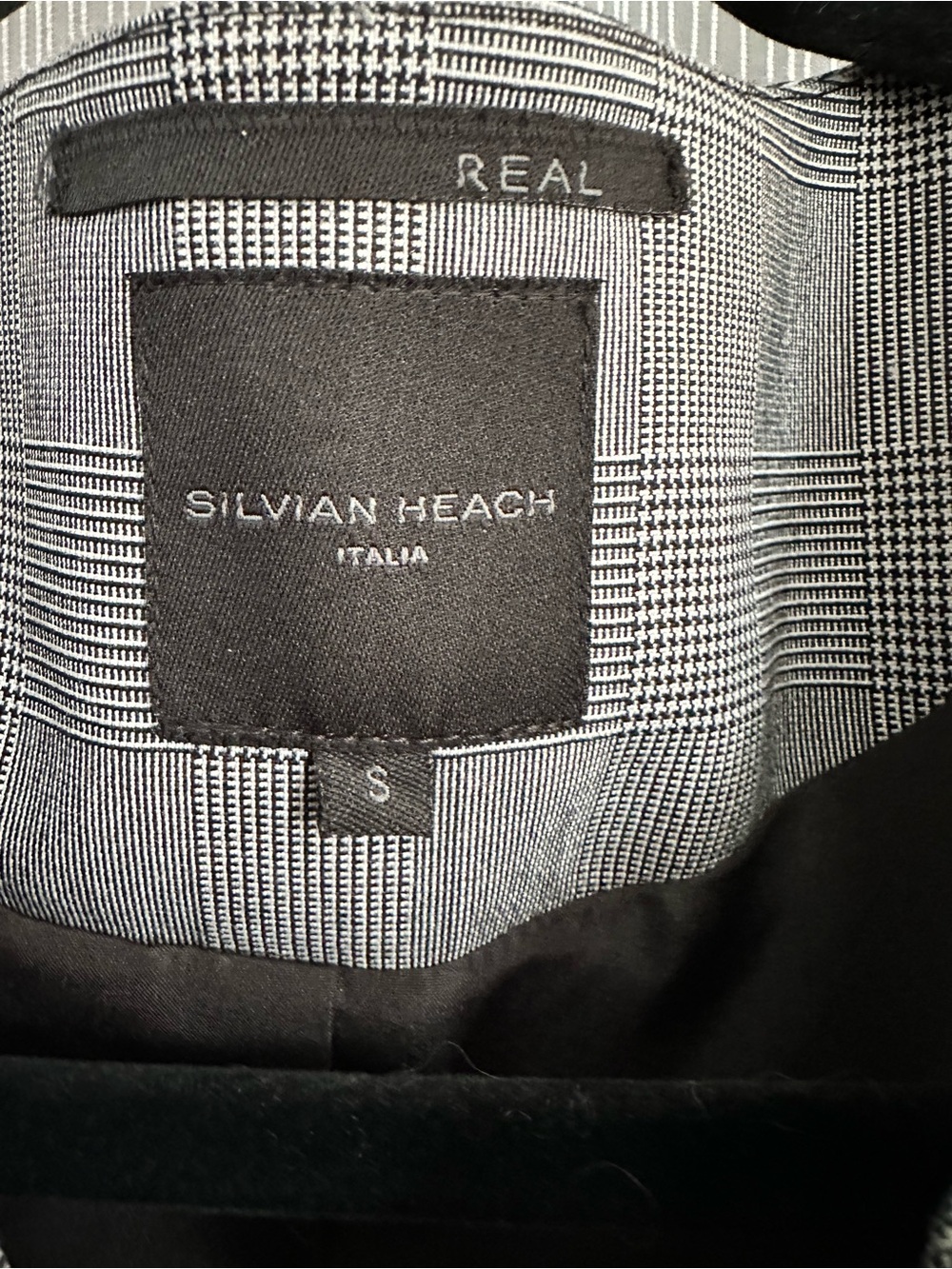 Italian Tailored Grey Plaid Collarless Blazer - Classic Open Front - Picture 2 of 6
